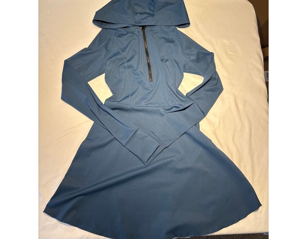 Womens XS Blue Golf Dress Hooded Half Zip Long Sleeve Athletic Tennis Activewear